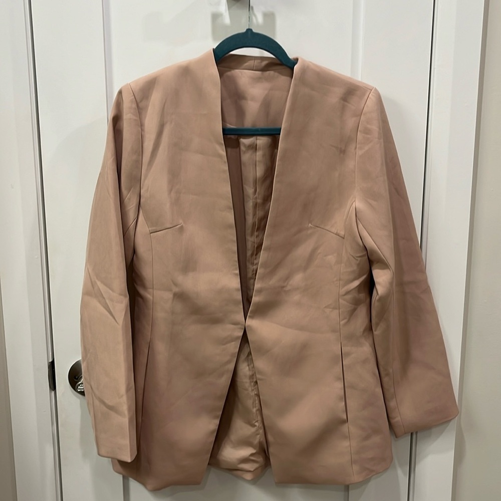 New, never worn blazer